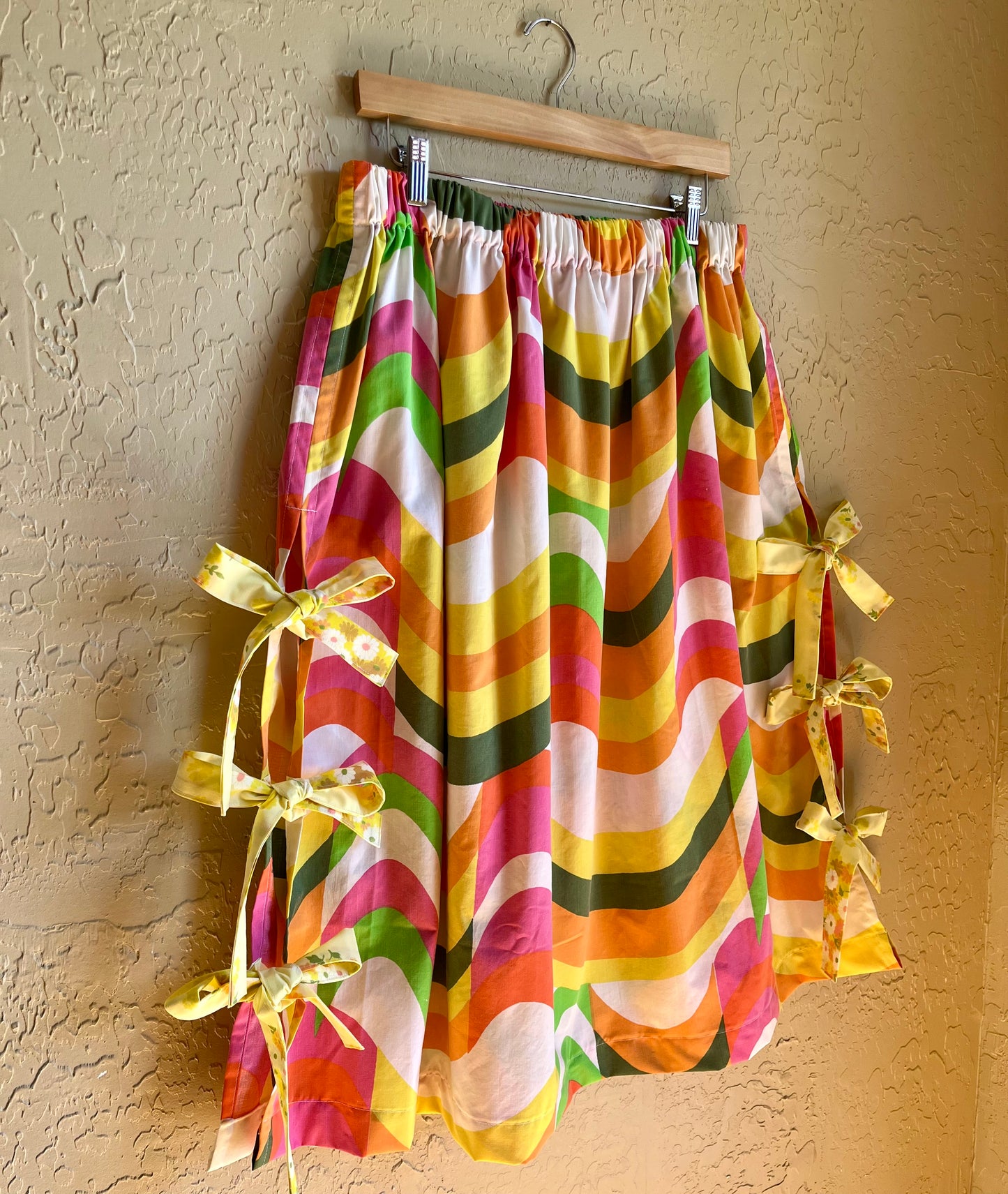 Groove Midi Bow Skirt - XL
