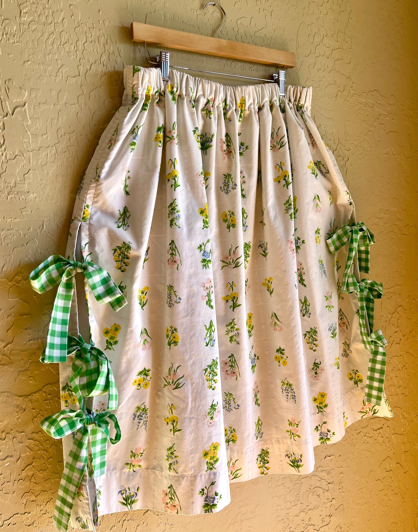 Ditsy Bouquet Midi Bow Skirt - XXL