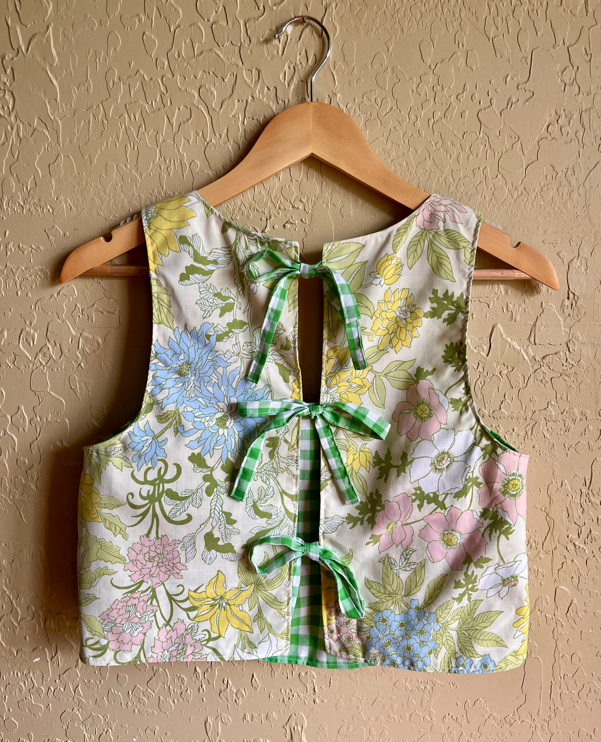 Cottage Garden/Kelly Gingham Reversible Donna Top - XS