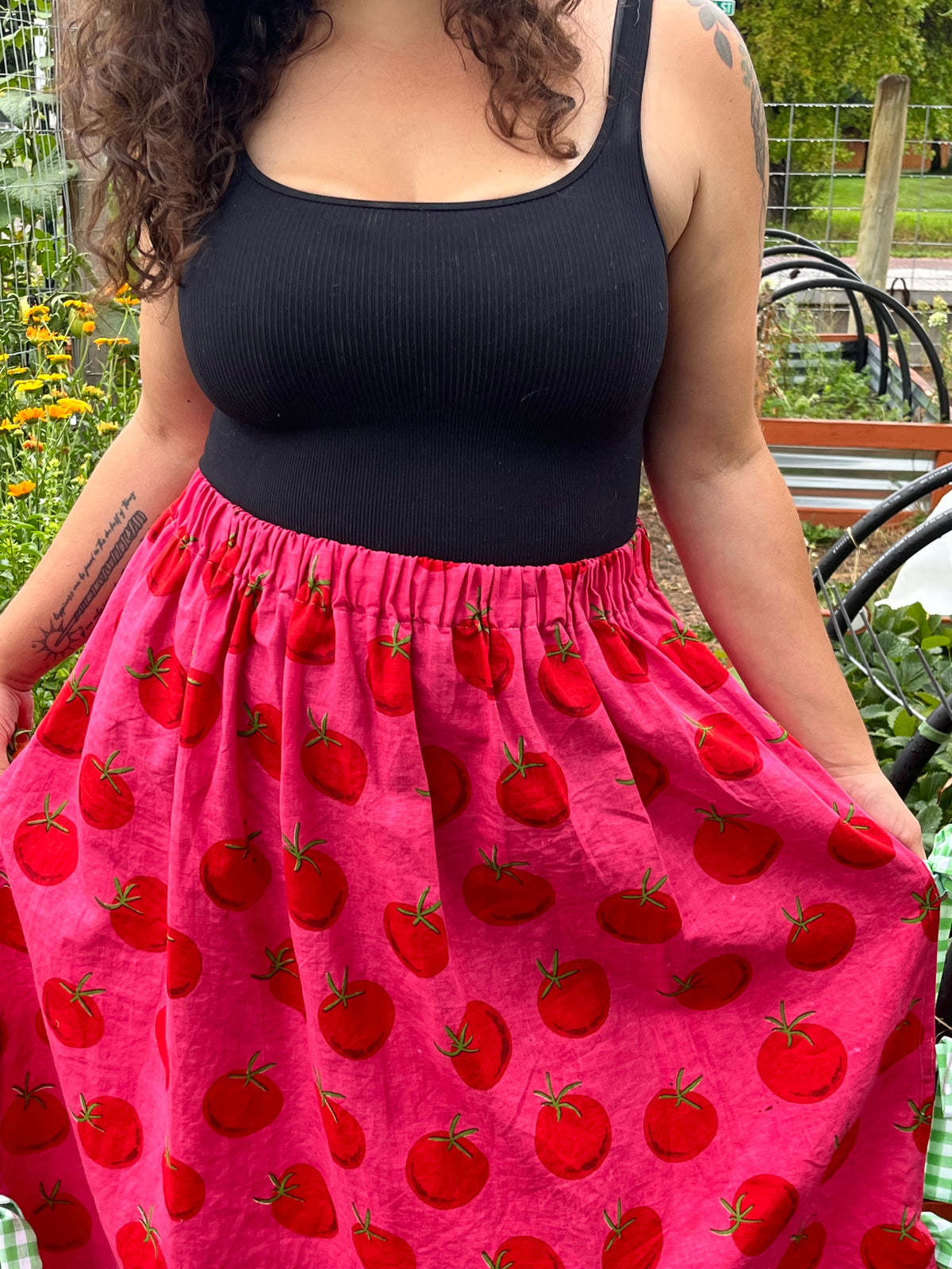 Tomato Garden Midi Bow Skirt - XL