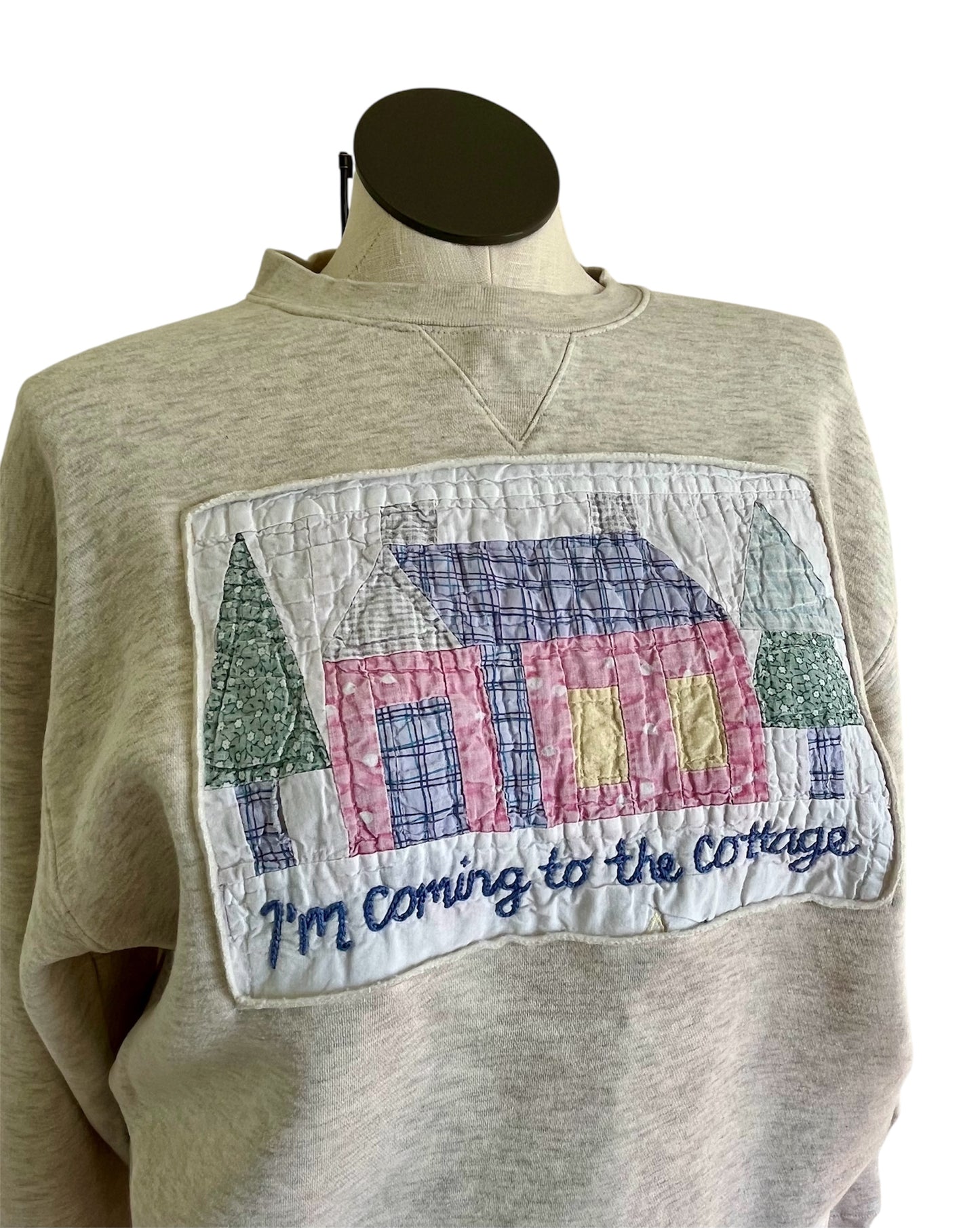 “I’m Coming the the Cottage” Embroidered Crewneck - XL