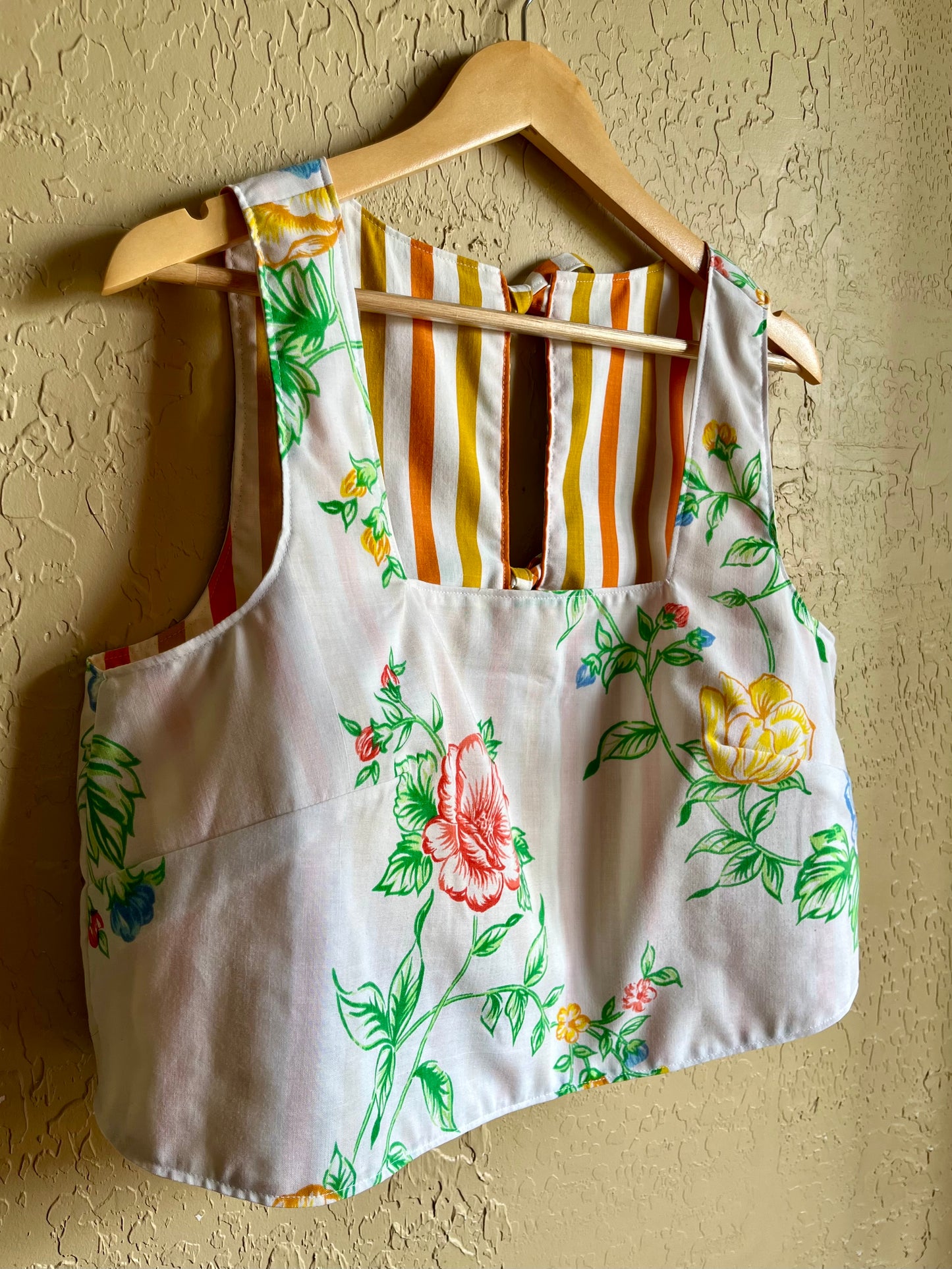 Primary Vines / Tangerine Stripe Reversible Donna Top - Large