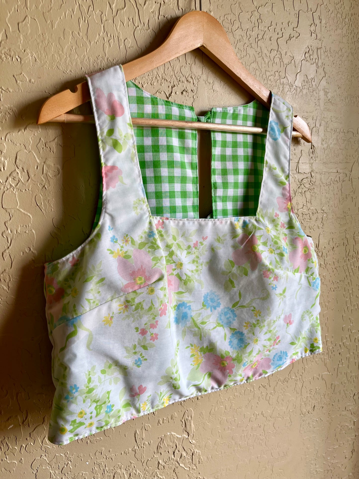 Pastel Meadows / Kelly Gingham Reversible Donna Top - Medium