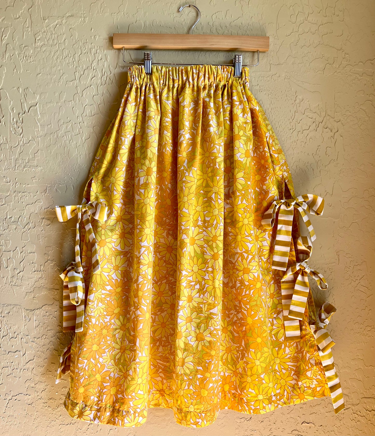 Sunny Day Midi Bow Skirt - XS