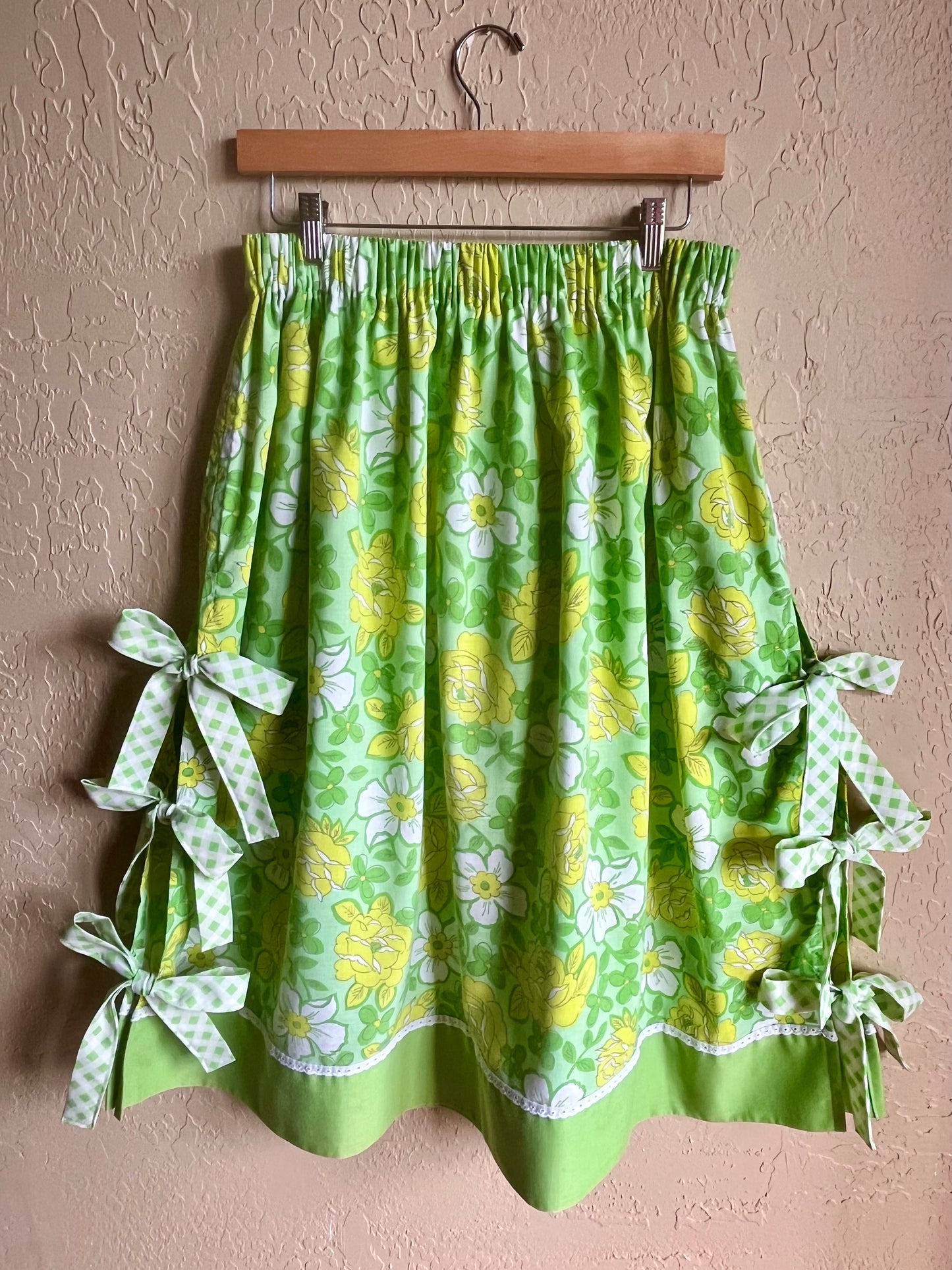 Lime Garden Midi Bow Skirt - Large