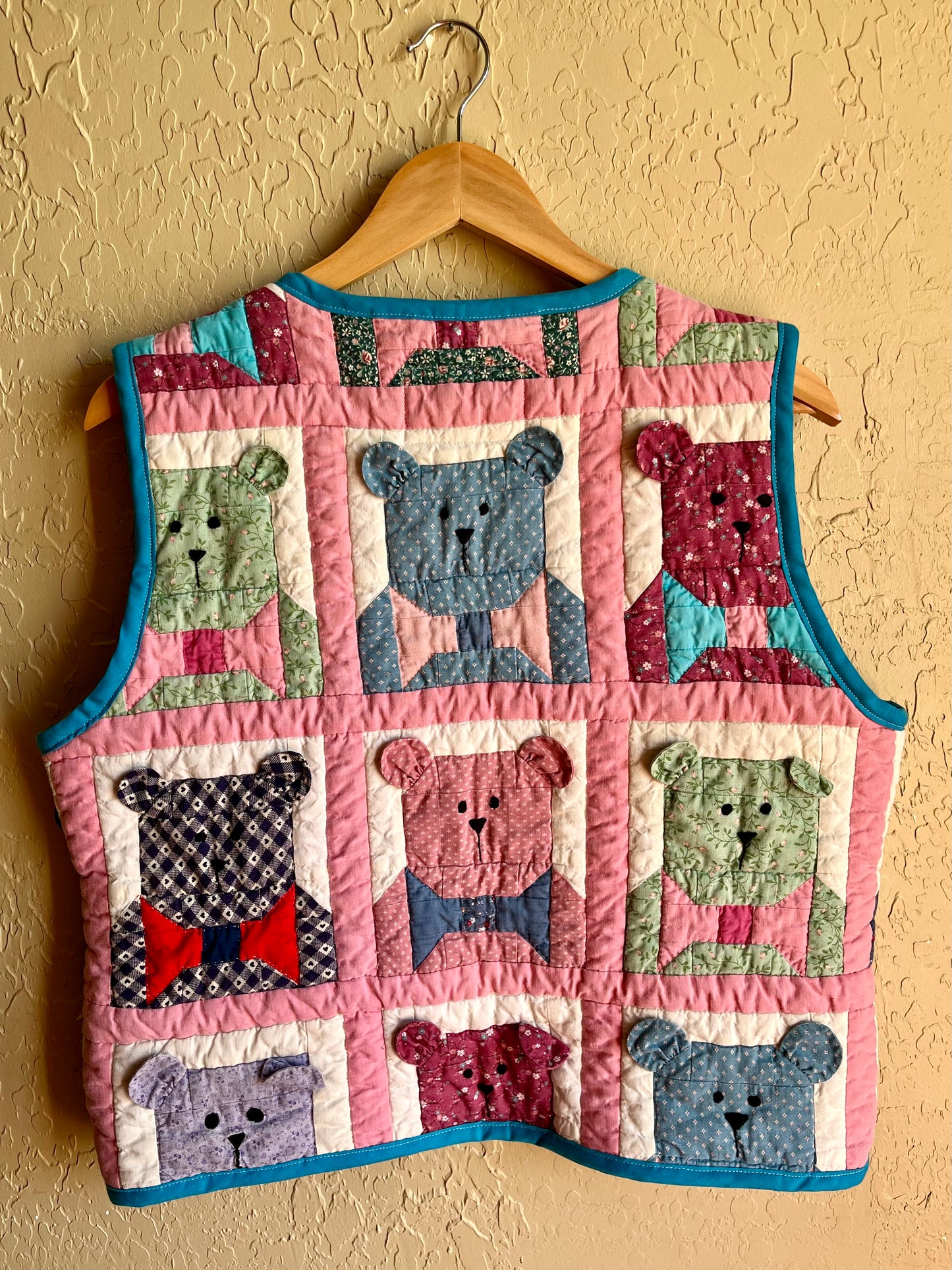 Teddy Quilted Vest - Large