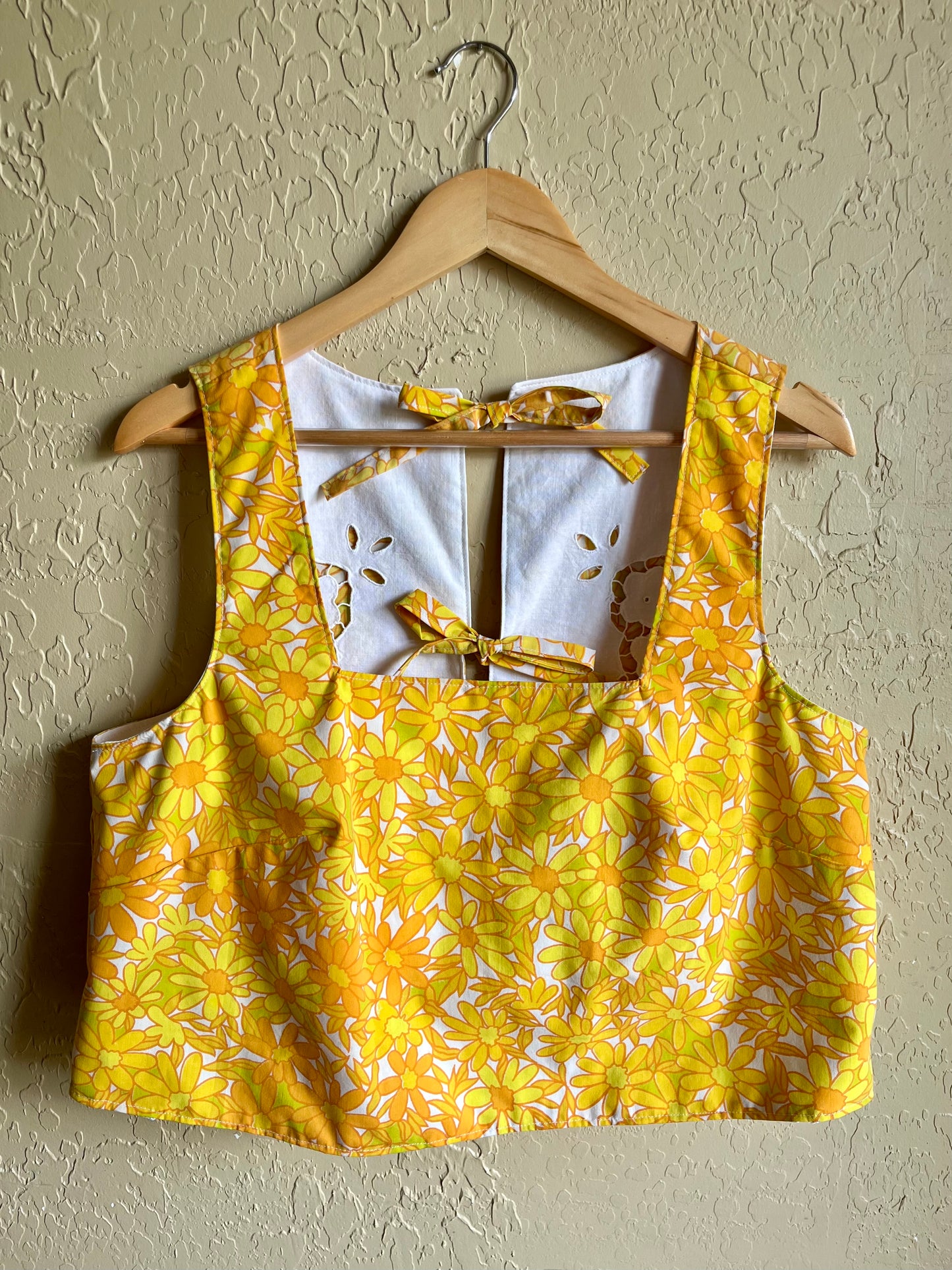 Victoria / Daydream Daisy Reversible Donna Top - Large