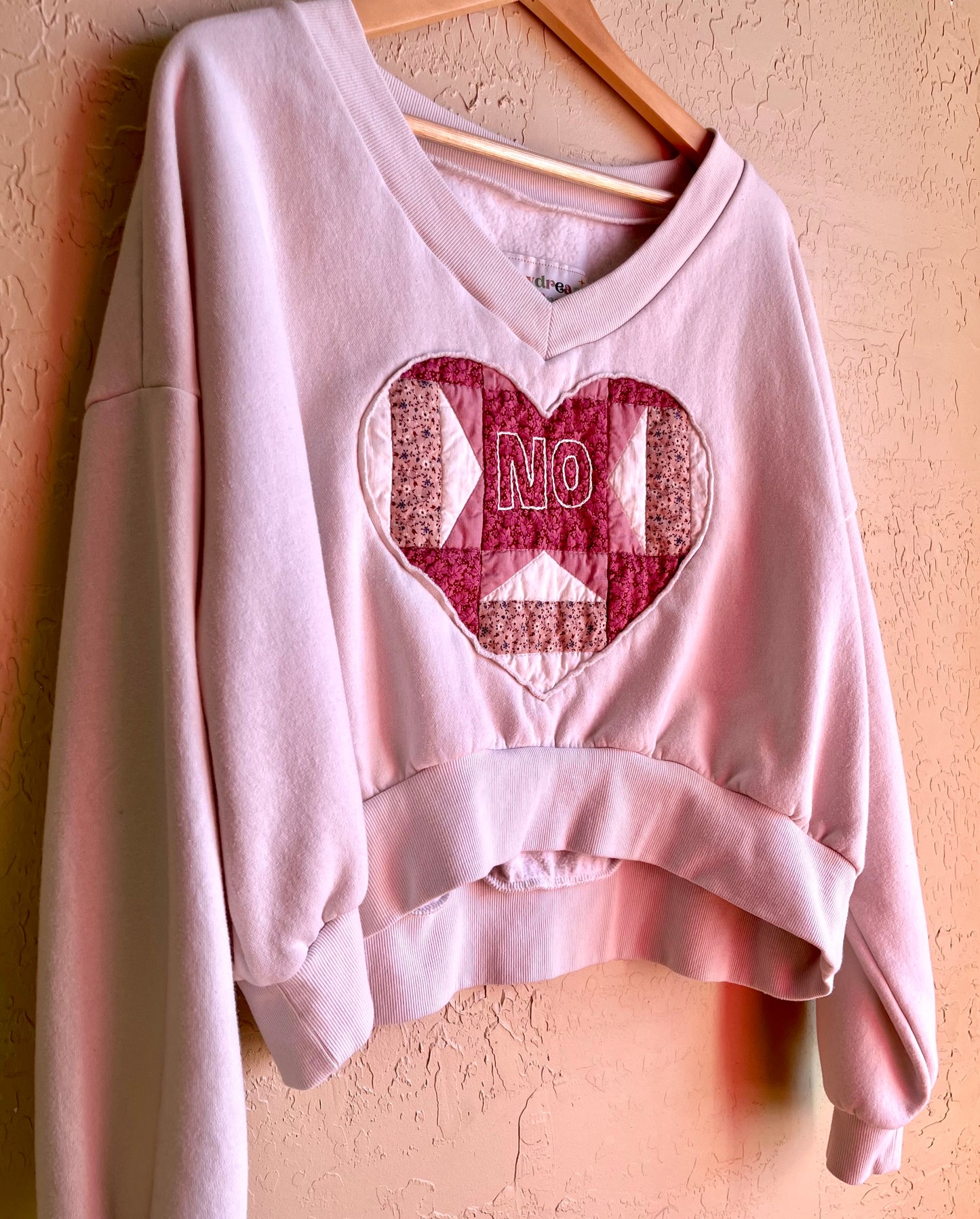 “No” Conversation Heart Cropped V-Neck - XXL
